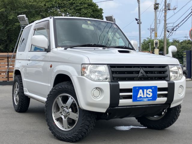 MITSUBISHI PAJERO MINI 4WD 2011