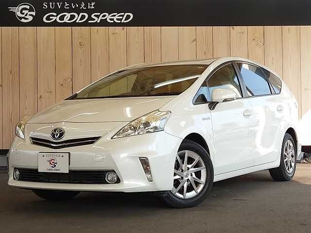 TOYOTA PRIUS ALPHA 2014