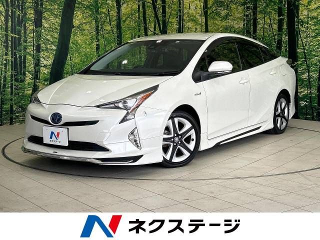 TOYOTA PRIUS 2016