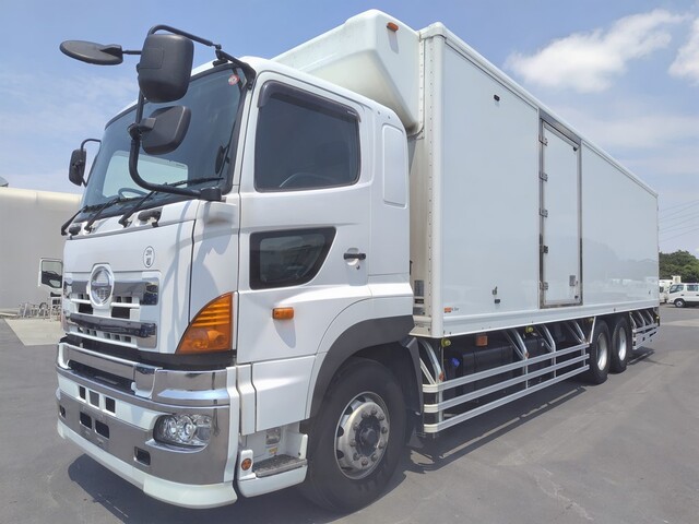 Hino PROFIA 2015