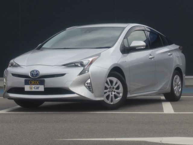 TOYOTA PRIUS 2018