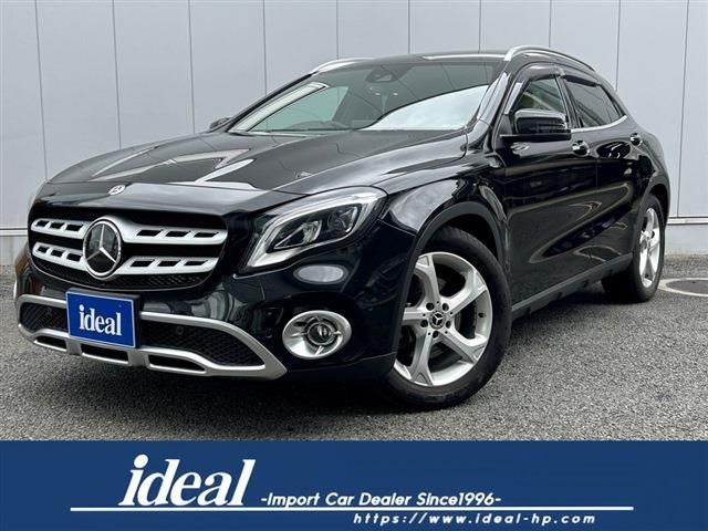 MERCEDES-BENZ GLA class 2017