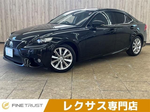 TOYOTA LEXUS IS300h 2013