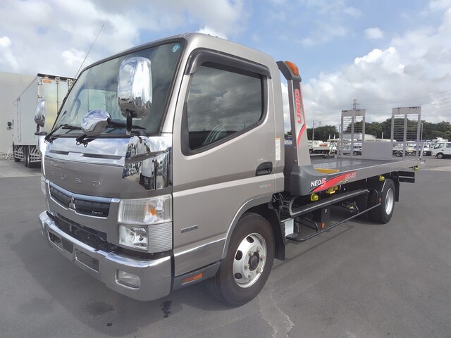 Mitsubishi CANTER 2020