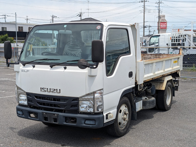 Isuzu ELF 2016