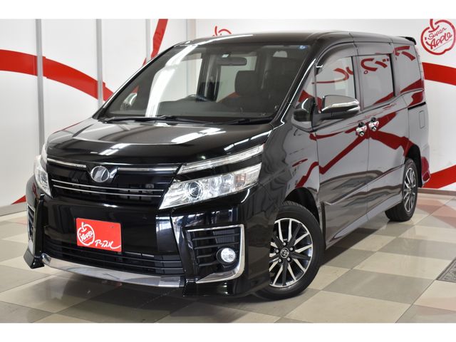 TOYOTA VOXY 4WD 2015