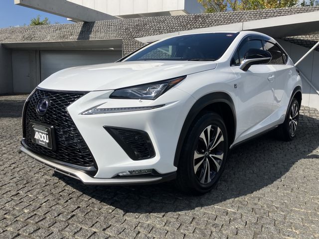 TOYOTA LEXUS NX300h AWD 2020