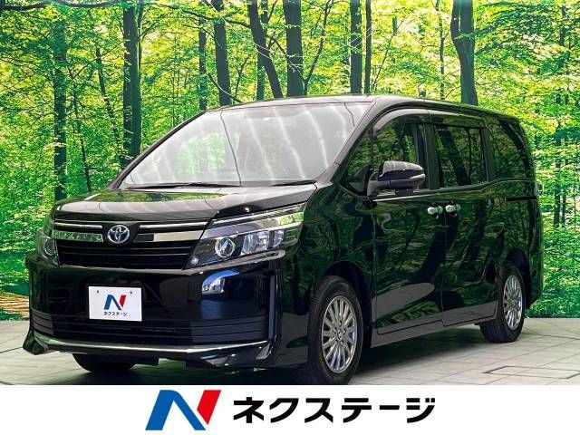 TOYOTA VOXY 2015