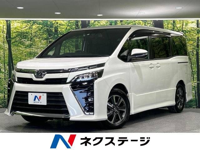 TOYOTA VOXY 2018