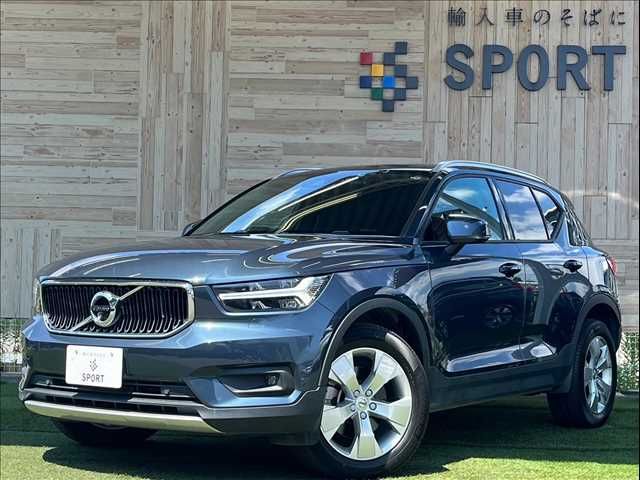 VOLVO XC40 2021