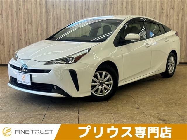 TOYOTA PRIUS 2021