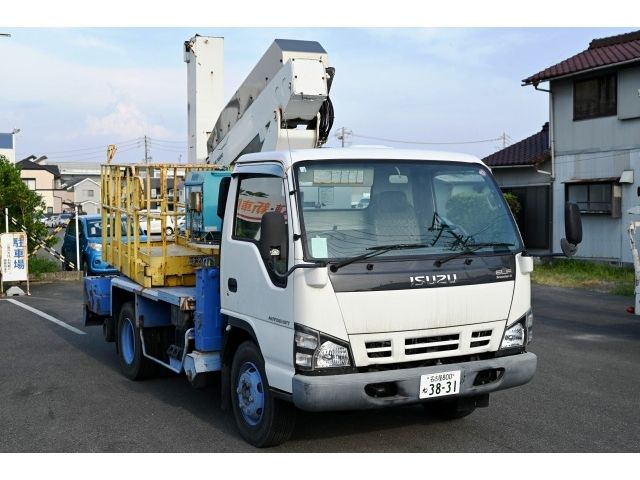 ISUZU ELF 2005