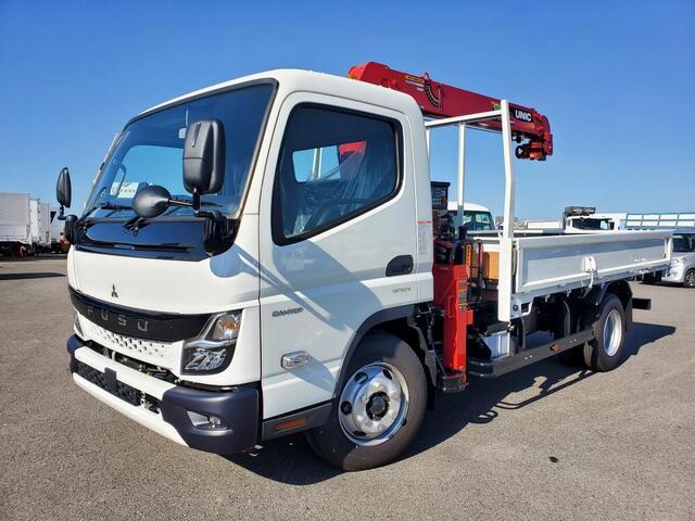 Mitsubishi CANTER 2023