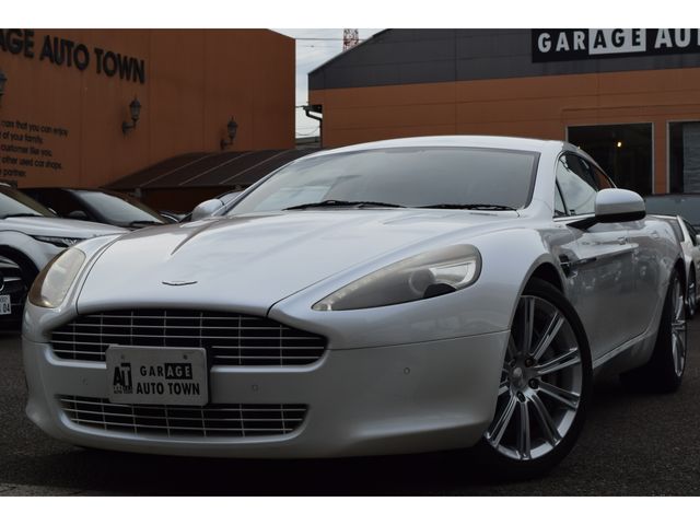 ASTON MARTIN SEDAN 2011