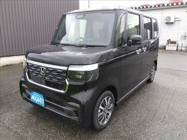 HONDA N BOX CUSTOM 2024