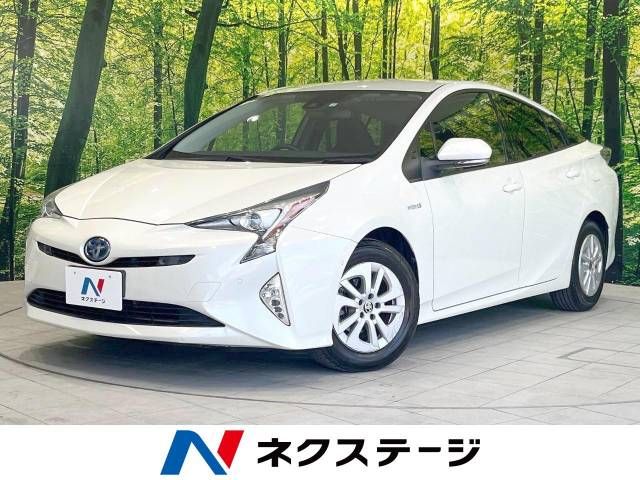 TOYOTA PRIUS 2018