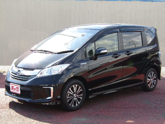 HONDA FREED HYBRID 2015