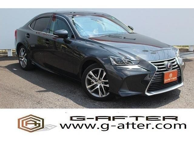 TOYOTA LEXUS IS300h 2016