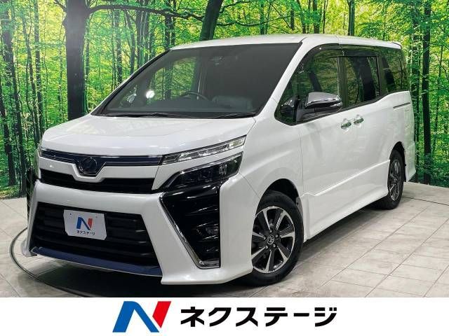 TOYOTA VOXY 2018