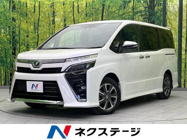 TOYOTA VOXY 2020