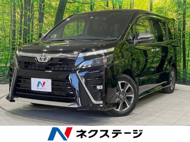 TOYOTA VOXY 2021