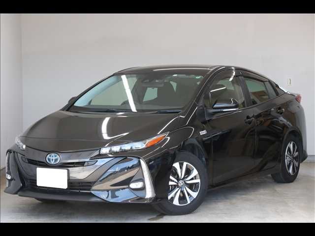 TOYOTA PRIUS PHV 2019