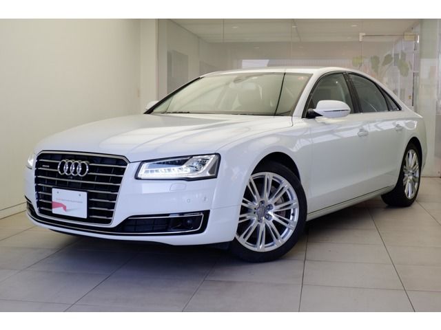 AUDI A8 2016