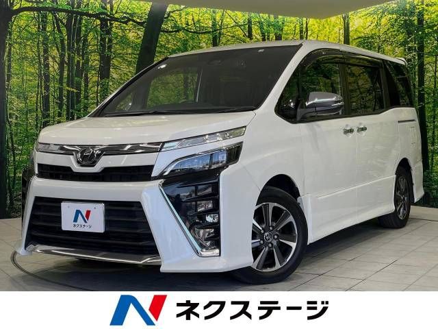 TOYOTA VOXY 2018