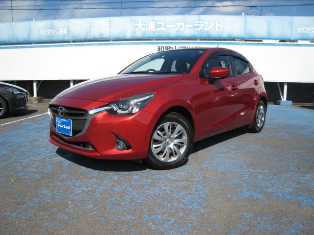 MAZDA DEMIO 2016