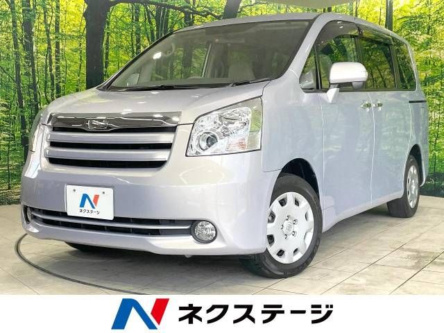 TOYOTA NOAH 2009