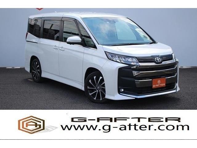 TOYOTA NOAH 2022