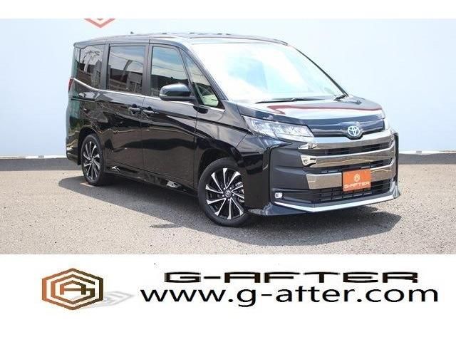 TOYOTA NOAH HYBRID 2023