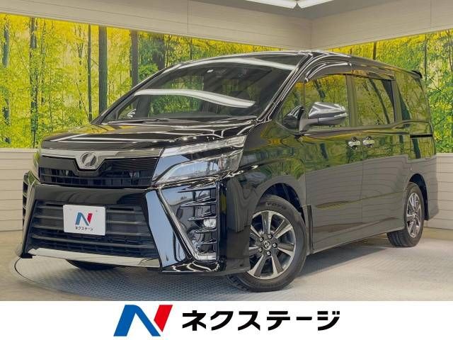 TOYOTA VOXY 2018