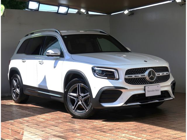 MERCEDES-BENZ GLB 2023