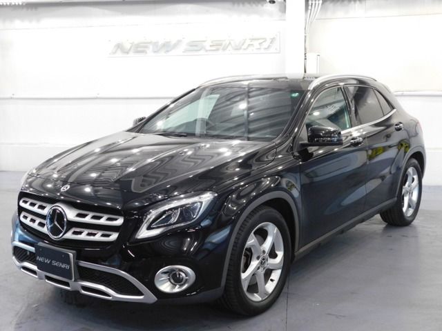 MERCEDES-BENZ GLA class 2019