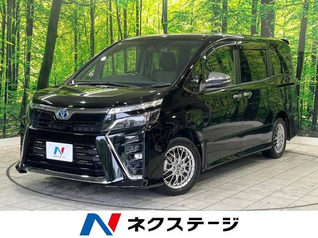 TOYOTA VOXY HYBRID 2020