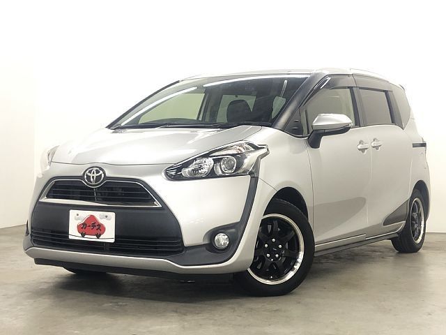 TOYOTA SIENTA 2017