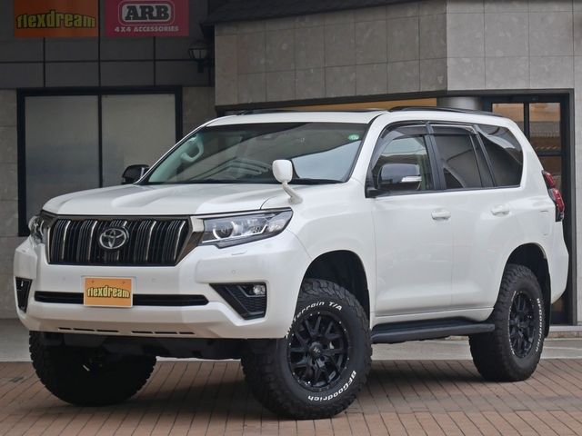 TOYOTA LANDCRUISER PRADO 2021