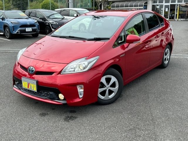 TOYOTA PRIUS 2013