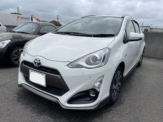 TOYOTA AQUA 2016