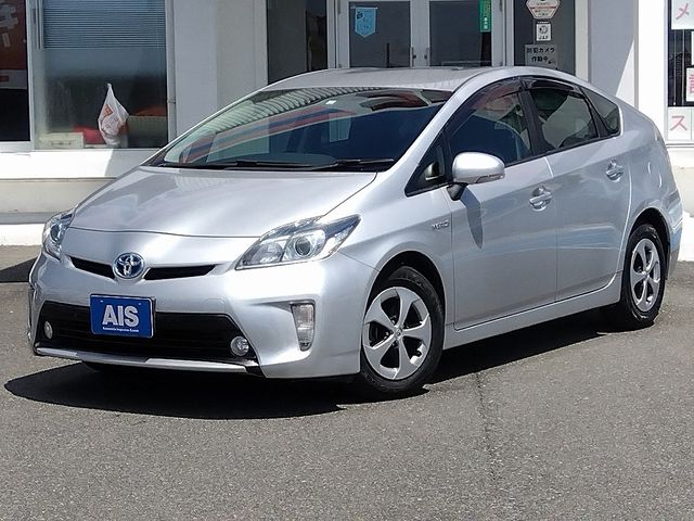 TOYOTA PRIUS 2014