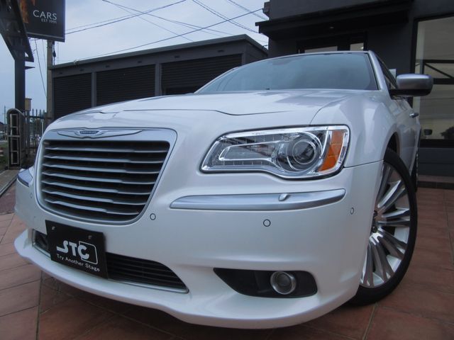 CHRYSLER 300C 2013