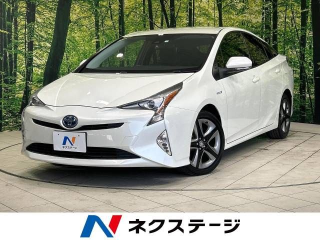 TOYOTA PRIUS 2016