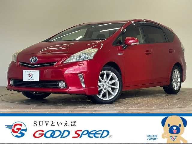 TOYOTA PRIUS ALPHA 2013