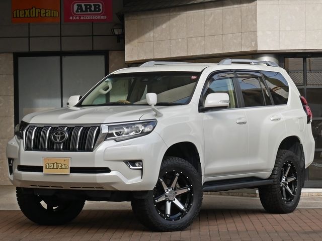 TOYOTA LANDCRUISER PRADO 2018