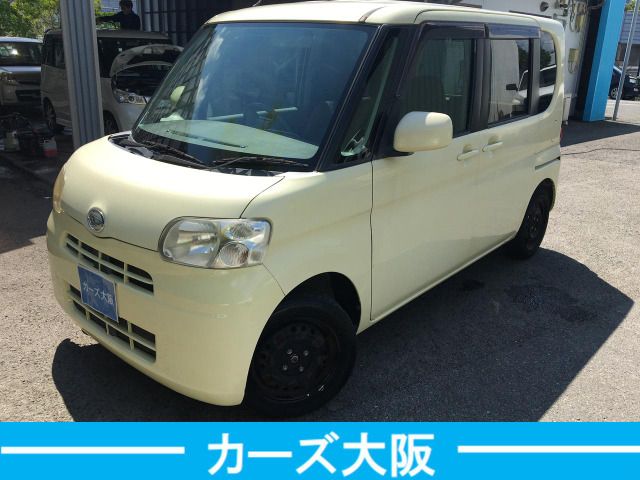 DAIHATSU TANTO 2011