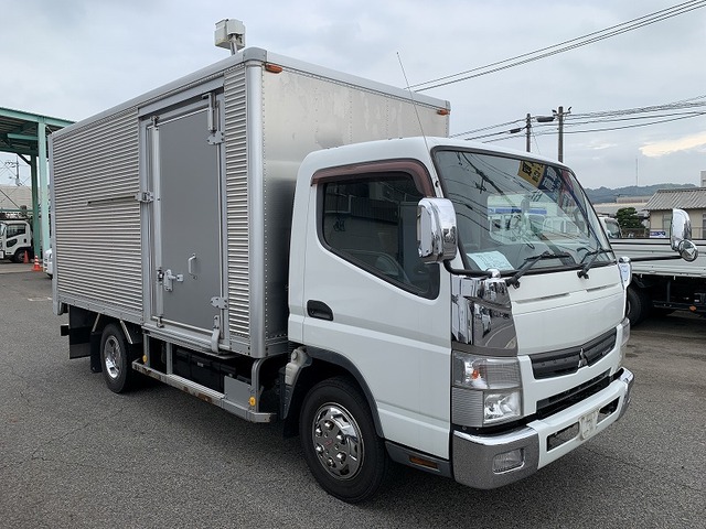 Mitsubishi CANTER 2012