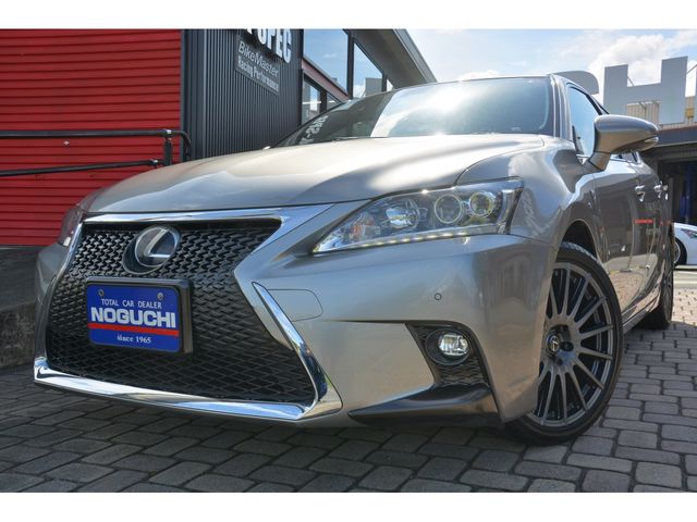 TOYOTA LEXUS CT200h 2016