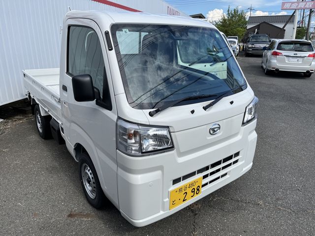 DAIHATSU HIJET truck 4WD 2024