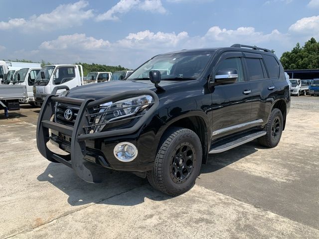 TOYOTA LANDCRUISER PRADO 2013